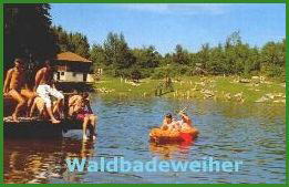 Unser Waldbadeweiher mit Wirtschaftsgeb�ude, 15 Minuten zu Fu�