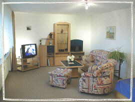 Gro�es, geschmackvoll eingerichtetes Wohnzimmer